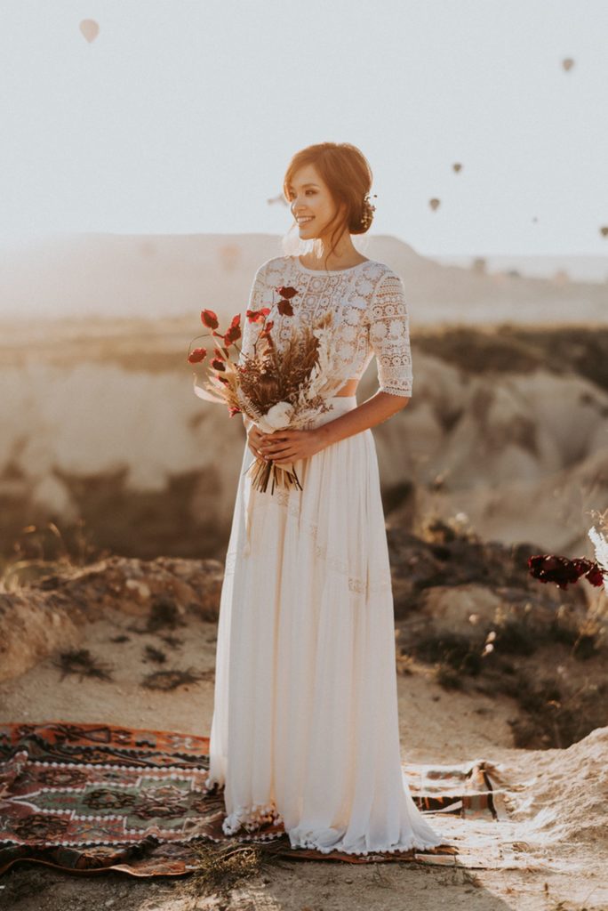 elopement destination wedding Cappadoce dried flowers