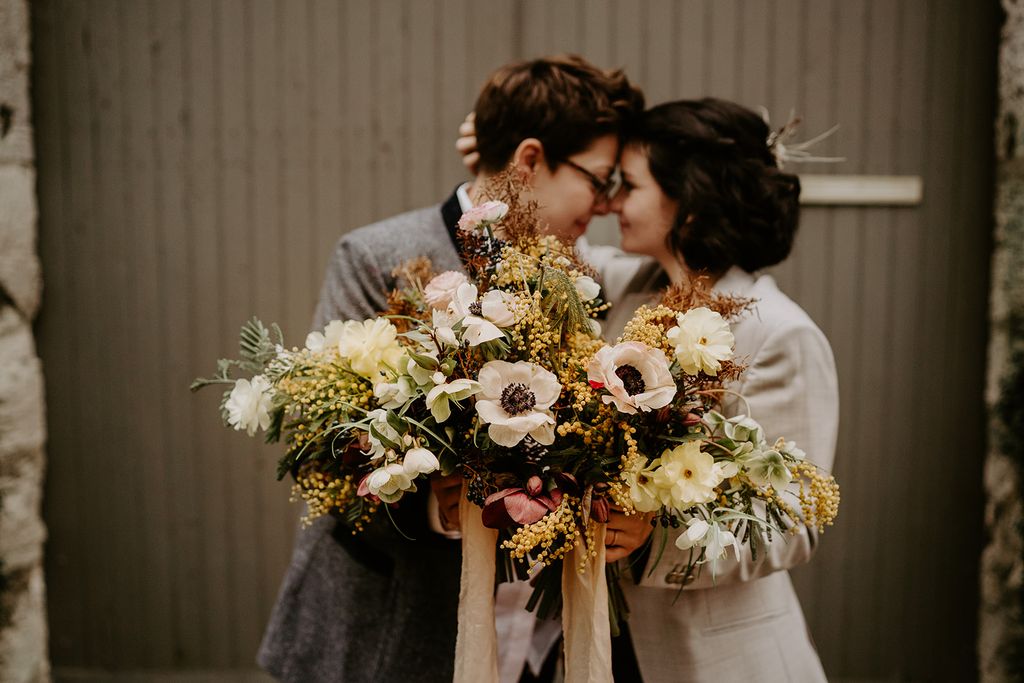 mariage hiver mimosa anemone fleur