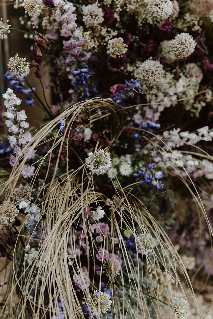 mariage ésotérique floral backdrop pourpre