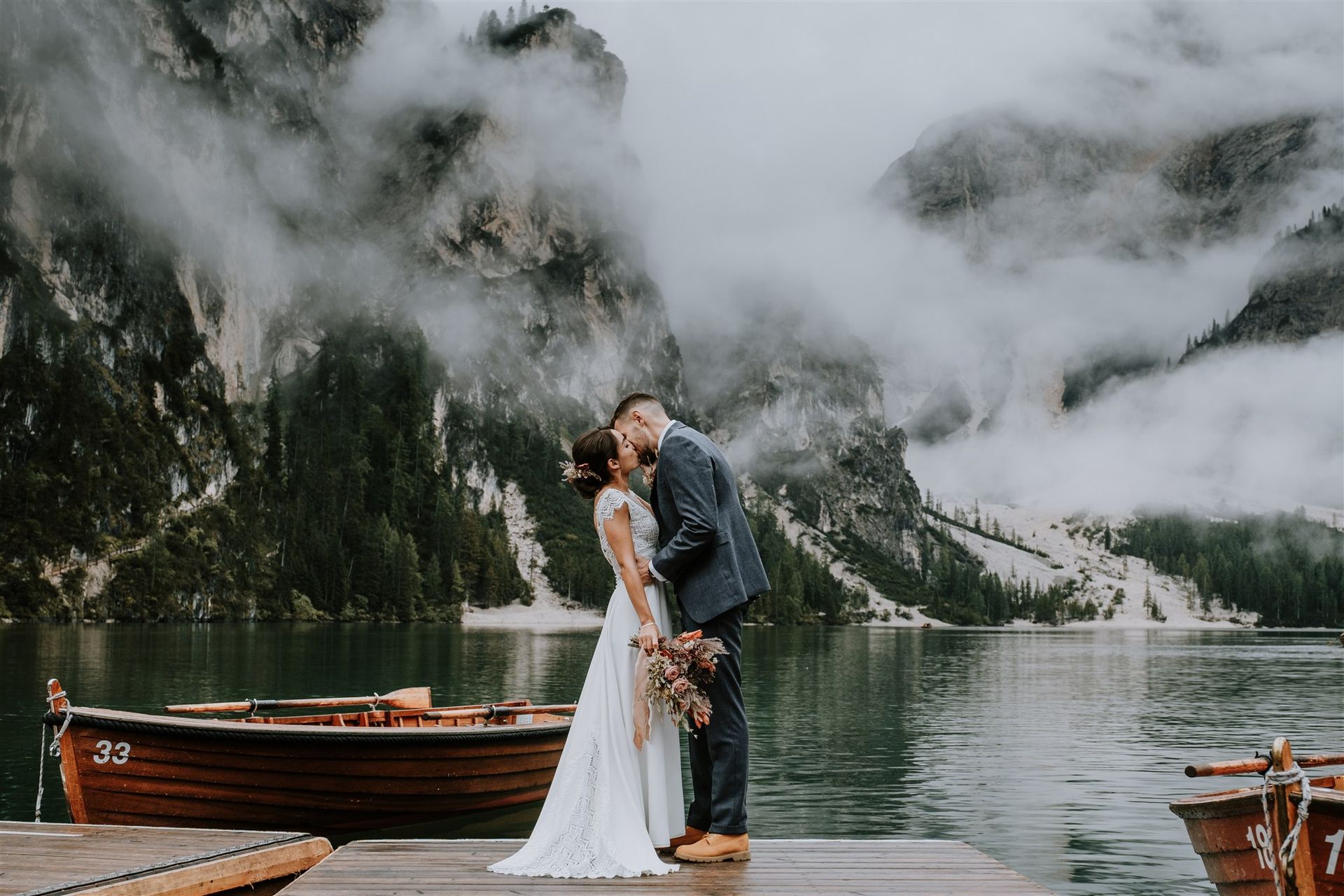 mountain elopement dried flowers bouquet