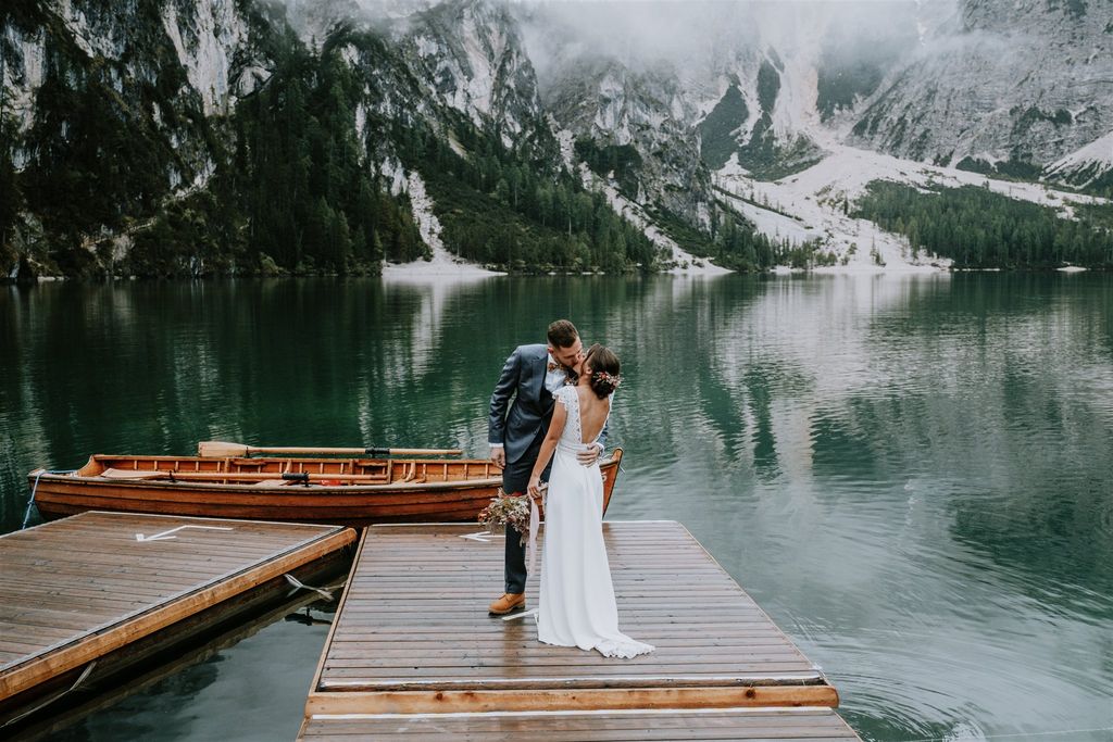 mountain elopement dried flowers bouquet