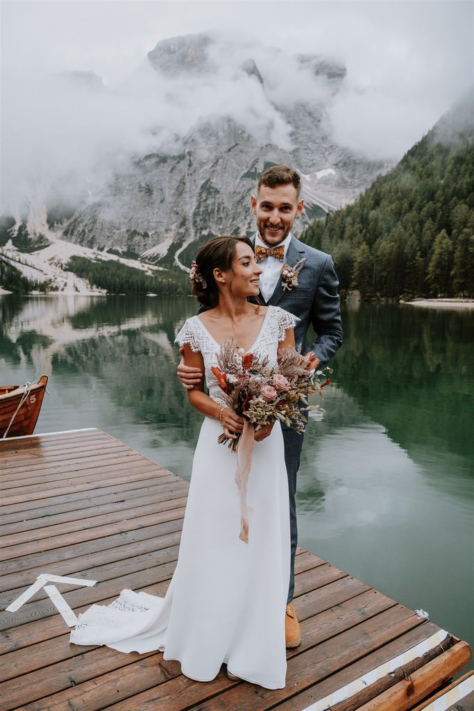 mountain elopement dried flowers bouquet